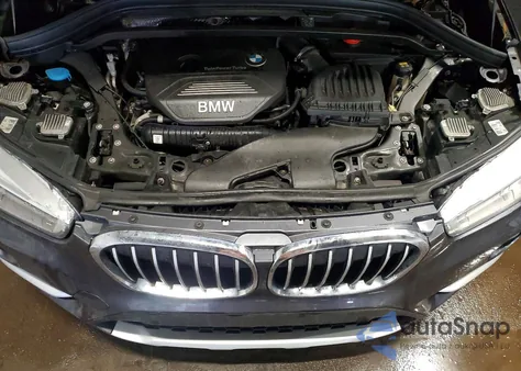 2017 BMW X1 xDrive28I из США, поврежденный, VIN WBXHT3Z36H4A52476